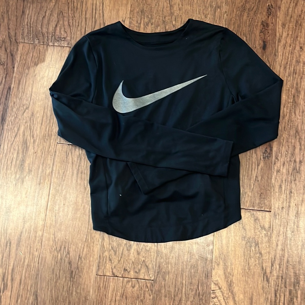 Black Nike shirt with cinched back